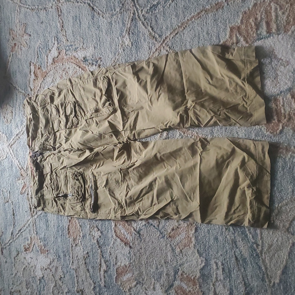 Pete and Greta Cargo Pants Size 10
